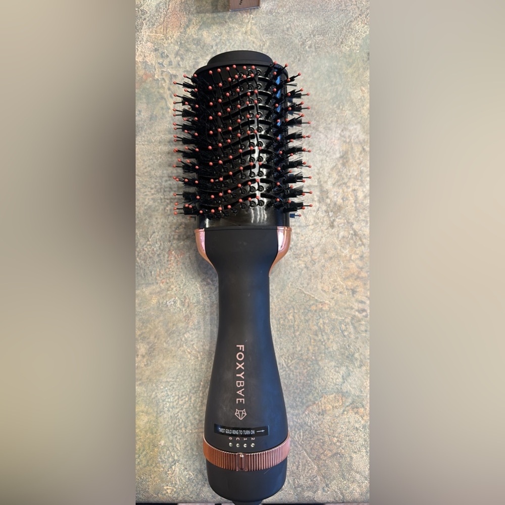 FoxyBae hair tool